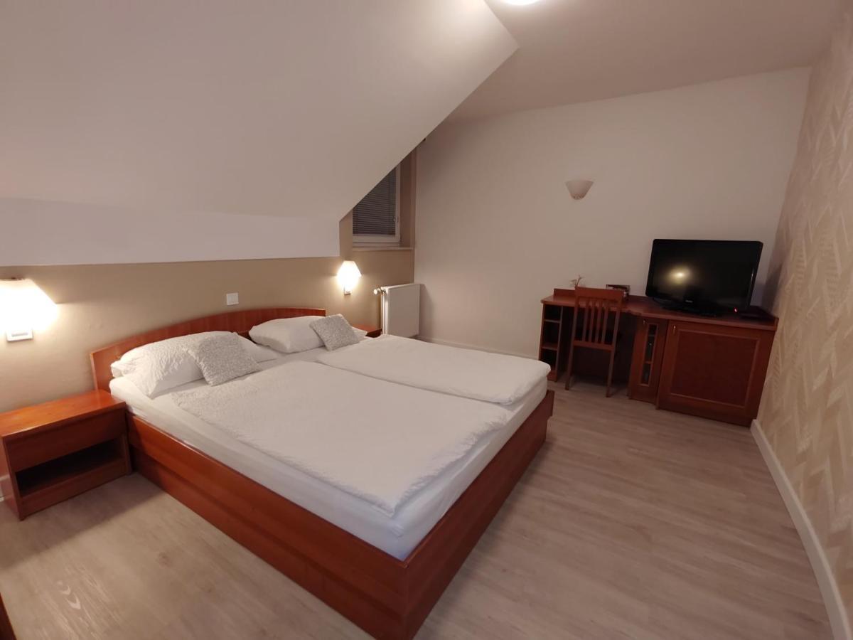 Hotel Bajt Maribor Exterior photo